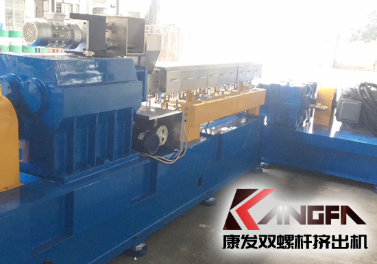 性?xún)r(jià)比更勝一籌的全新一代康發(fā)sjsh系列雙螺桿混煉擠出機(jī)。