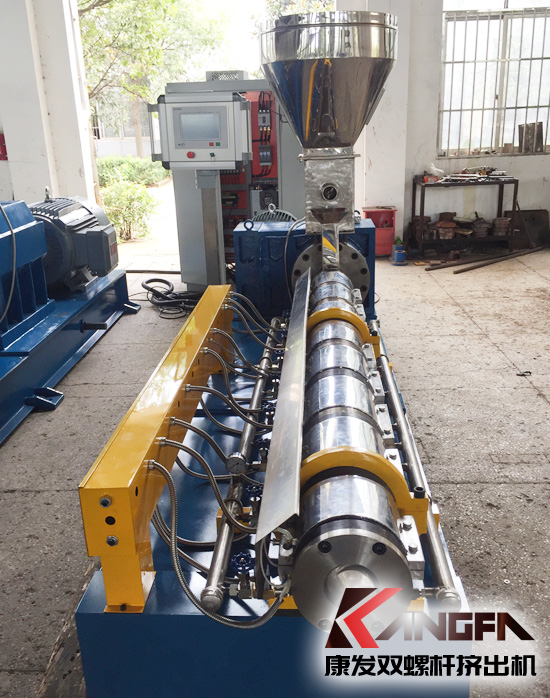 提高自主研發(fā)能力，享有自主知識(shí)產(chǎn)權(quán)，國(guó)內(nèi)雙螺桿擠出機(jī)設(shè)備與海外市場(chǎng)未來(lái)可期