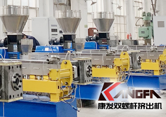 高效、節(jié)能技術(shù)、高性能軟包裝薄膜的需求日趨變高、輔機(jī)配件領(lǐng)域加大研發(fā)力度推動(dòng)整體研發(fā)制造水平的迅猛發(fā)展