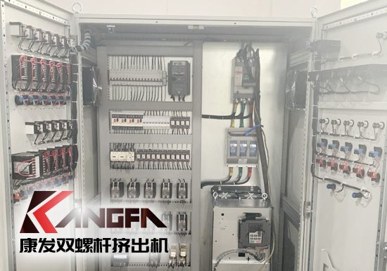 雙螺桿擠出機(jī)生產(chǎn)線遇故障，讀完這篇文章八成問題可解決排除