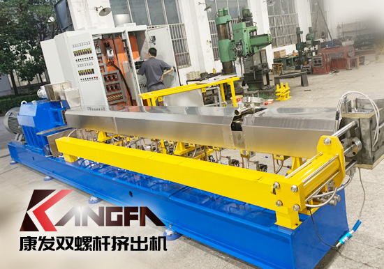 聚氯乙烯(PVC) 領(lǐng)域塑料擠出行業(yè)雙螺桿擠出機(jī)應(yīng)用介紹