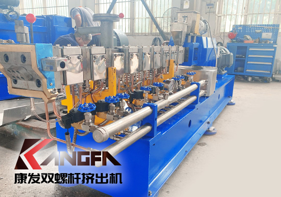 高效高產(chǎn)、大型精密、多功能化、模塊化、智能化雙螺桿擠出機(jī)——螺桿擠出機(jī)發(fā)展趨勢(shì)
