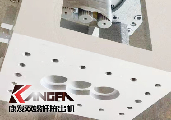 康發(fā)65、75高扭三螺桿擠出機產(chǎn)量高、能耗低、塑化、密練功能、分散效果好