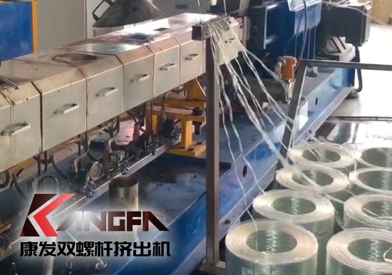 服務(wù)無止境，滿意無終點(diǎn)！康發(fā)75雙螺桿設(shè)備售后驗(yàn)收現(xiàn)場直擊