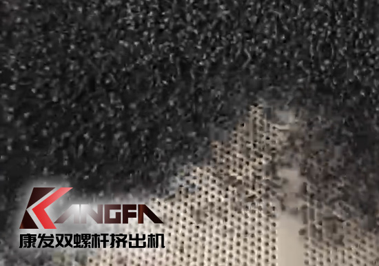 服務(wù)無止境，滿意無終點(diǎn)！康發(fā)75雙螺桿設(shè)備售后驗(yàn)收現(xiàn)場直擊