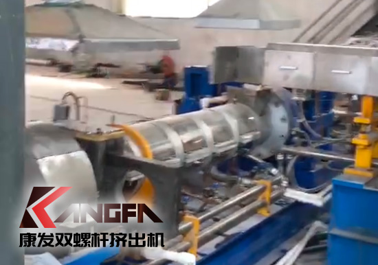 產(chǎn)品耐腐蝕,耐磨損,性能高,規(guī)格齊全,質(zhì)量過(guò)硬！JSH75/180雙階式造粒機(jī)組系列試機(jī)（附視頻）