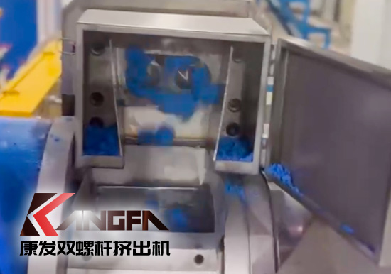 JSH雙階式85/200單、雙螺桿造粒機(jī)電纜料生產(chǎn)線試機(jī) 產(chǎn)量達(dá)1.5噸/每小時(shí)