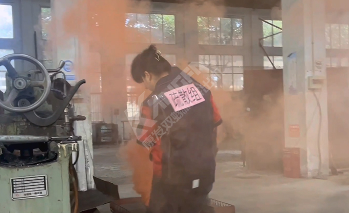 南京康發(fā)雙螺桿造粒機(jī)《火災(zāi)與爆炸事故專項應(yīng)急預(yù)案演練》再次拉開帷幕