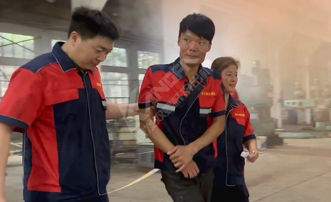 南京康發(fā)雙螺桿造粒機(jī)《火災(zāi)與爆炸事故專項應(yīng)急預(yù)案演練》再次拉開帷幕