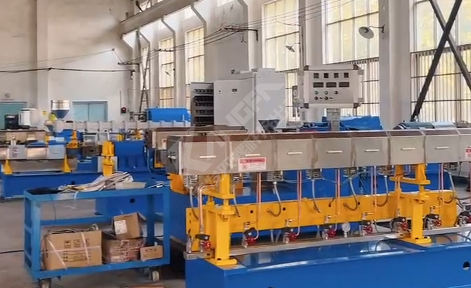 JSH標(biāo)準(zhǔn)化雙螺桿造粒機(jī)組源頭廠家 JSH-60、JSH-60A、JSH-75、JSH-95等主力擠出造粒設(shè)備機(jī)型廠家直供