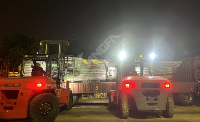 石科院廢塑料梯級減容高效液化脫氯（RDC）單元反應(yīng)器通過出廠驗收 從南京康發(fā)雙螺桿造粒機工廠起運